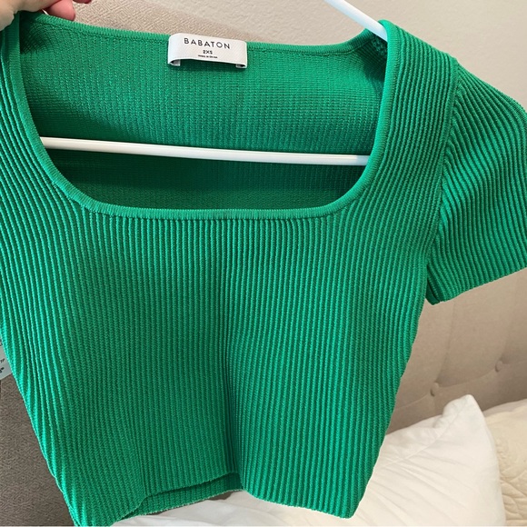 Aritzia Babaton Green Crop - Picture 3 of 4